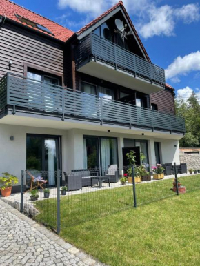 Z Widokiem Apartamenty - apartamenty z widokiem na góry i zewnętrzną balią